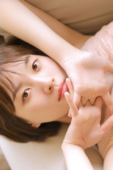 两人一上一下打扑克